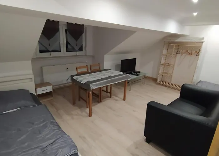 3 Neunkirchen am Brand